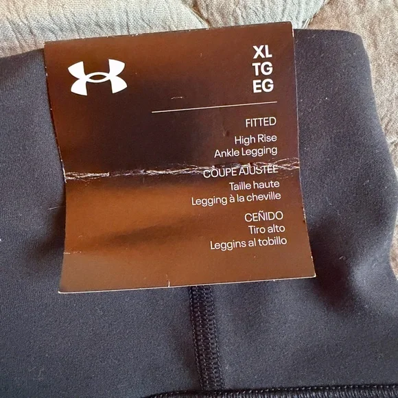 Under Armour Women's  Black Leggings - Picture 5 of 5